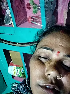 Snapshot of Pooja750 chatting on 22, 10, 2025 Pooja750 online show from 22, 10, 2025