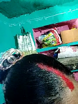 Snapshot of Pooja750 chatting on 29, 10, 2025 Pooja750 online show from 29, 10, 2025