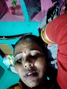 Snapshot of Pooja750 chatting on 2, 11, 2025 Pooja750 online show from 2, 11, 2025