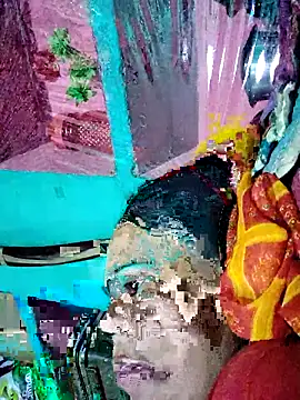 Snapshot of Pooja750 chatting on 6, 11, 2025 Pooja750 online show from 6, 11, 2025