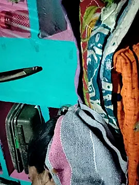 Snapshot of Pooja750 chatting on 7, 11, 2025 Pooja750 online show from 7, 11, 2025