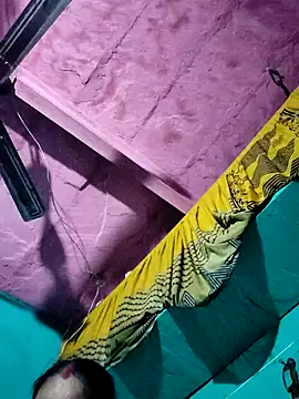 Snapshot of Pooja750 chatting on 16, 11, 2025 Pooja750 online show from 16, 11, 2025