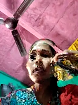 Snapshot of Pooja750 chatting on 19, 11, 2025 Pooja750 online show from 19, 11, 2025