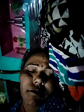 Snapshot of Pooja750 chatting on 27, 11, 2025 Pooja750 online show from 27, 11, 2025