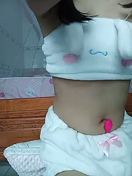 Snapshot of Viviann08 chatting on 21, 5, 2026 Viviann08 online show from 21, 5, 2026