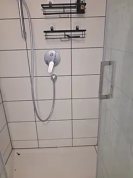 1994xnx online show from 18, 9, 2025