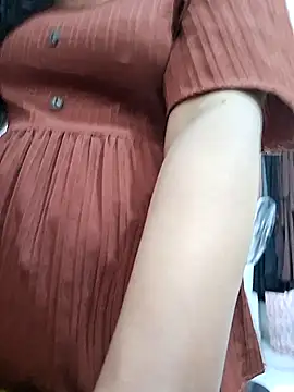 Snapshot of BeautyGirl_sara chatting on 3, 11, 2025 BeautyGirl sara online show from 3, 11, 2025