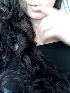 Snapshot of clarinha2 chatting on 12, 10, 2025 clarinha2 online show from 12, 10, 2025