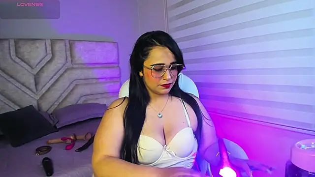  adahara queen online show from 18, 9, 2025