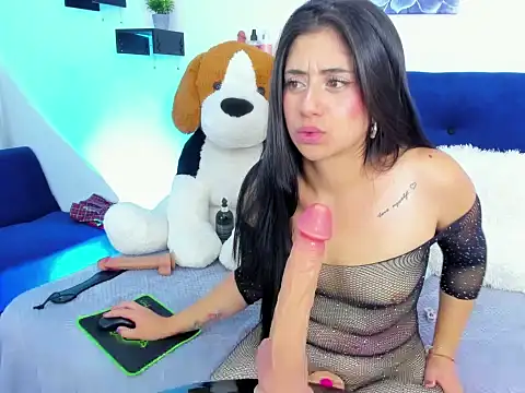 Snapshot of CandyMoon_mc chatting on 19, 12, 2025 CandyMoon mc online show from 19, 12, 2025