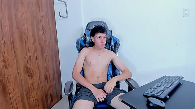 LittleDanny  online show from 9, 9, 2025