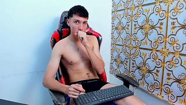 LittleDanny  online show from 15, 10, 2025