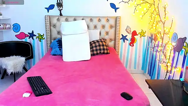 LenaStylesOA online show from 30, 10, 2025