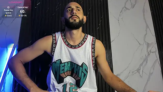 Snapshot of Tatis__ chatting on 8, 10, 2025 Tatis online show from 8, 10, 2025