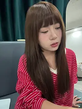 Snapshot of Xiaokui-04 chatting on 14, 10, 2025 Xiaokui-04 online show from 14, 10, 2025