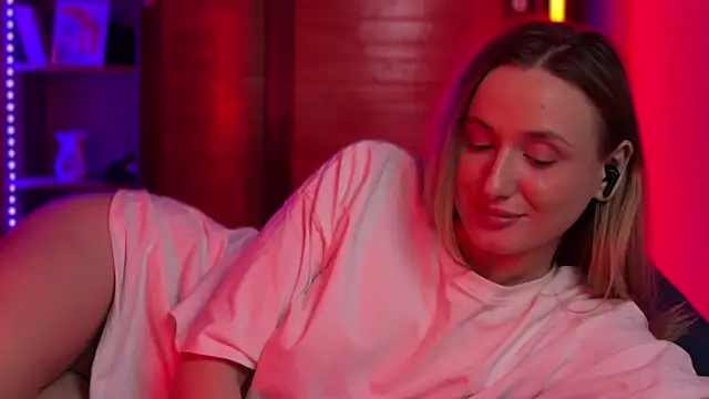 Snapshot of LovaMay chatting on 22, 2, 2026 LovaMay online show from 22, 2, 2026