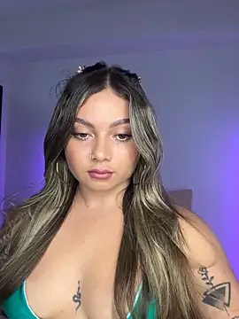 Snapshot of AnnyLopezzz_ chatting on 22, 9, 2025 AnnyLopezzz online show from 22, 9, 2025