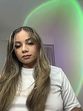 Snapshot of AnnyLopezzz_ chatting on 24, 9, 2025 AnnyLopezzz online show from 24, 9, 2025