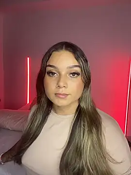 Snapshot of AnnyLopezzz_ chatting on 11, 10, 2025 AnnyLopezzz online show from 11, 10, 2025