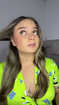 Snapshot of AnnyLopezzz_ chatting on 29, 11, 2025 AnnyLopezzz online show from 29, 11, 2025