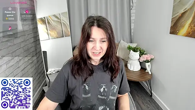 Snapshot of Lea_shadom chatting on 16, 12, 2025 Lea shadom online show from 16, 12, 2025