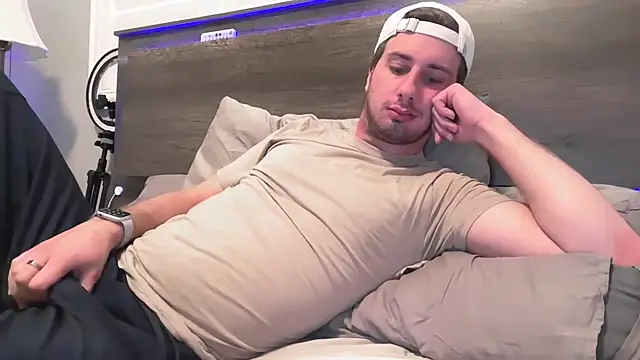 Snapshot of Matttsohot chatting on 9, 10, 2025 Matttsohot online show from 9, 10, 2025