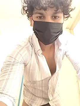 Snapshot of Goodmens5 chatting on 11, 9, 2025 Goodmens5 online show from 11, 9, 2025