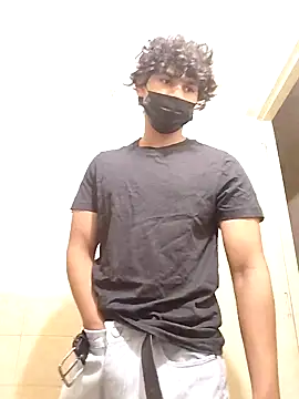 Snapshot of Goodmens5 chatting on 11, 10, 2025 Goodmens5 online show from 11, 10, 2025