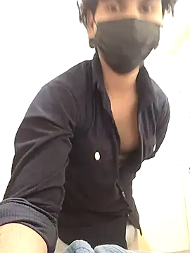 Snapshot of Goodmens5 chatting on 2, 12, 2025 Goodmens5 online show from 2, 12, 2025