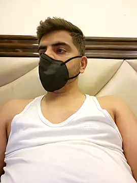 Snapshot of LoveGuruRA chatting on 26, 9, 2025 LoveGuruRA online show from 26, 9, 2025