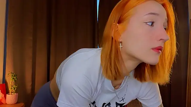 Snapshot of MaryroseRoeder chatting on 23, 9, 2025 MaryroseRoeder online show from 23, 9, 2025