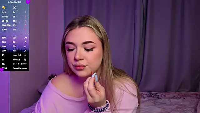 Snapshot of AliaBuerstatte chatting on 28, 11, 2025 AliaBuerstatte online show from 28, 11, 2025