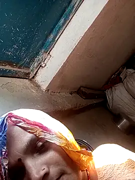 Snapshot of Payal950 chatting on 28, 11, 2025 Payal950 online show from 28, 11, 2025