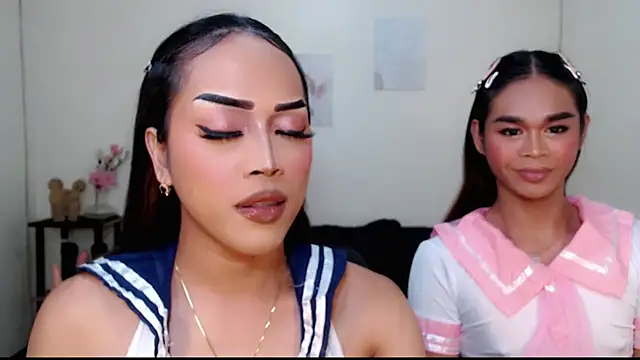 Snapshot of Lessandra_Lust chatting on 18, 9, 2025 Lessandra Lust online show from 18, 9, 2025