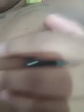 Snapshot of nessinha12 chatting on 14, 9, 2025 nessinha12 online show from 14, 9, 2025