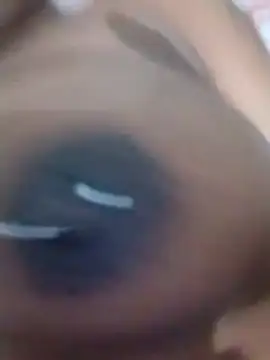 Snapshot of nessinha12 chatting on 23, 11, 2025 nessinha12 online show from 23, 11, 2025