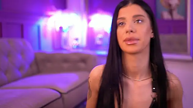 Snapshot of ArinaCarter chatting on 19, 9, 2025 ArinaCarter online show from 19, 9, 2025