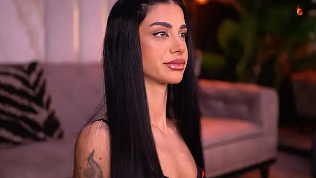 Snapshot of ArinaCarter chatting on 22, 10, 2025 ArinaCarter online show from 22, 10, 2025