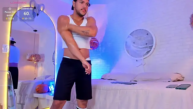 Snapshot of thiago_mercer chatting on 24, 10, 2025 thiago mercer online show from 24, 10, 2025