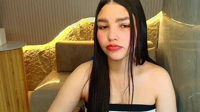 Snapshot of luna__r chatting on 13, 9, 2025 luna r online show from 13, 9, 2025