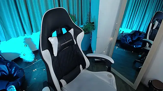 Snapshot of athenea_fox chatting on 3, 12, 2025 athenea fox online show from 3, 12, 2025