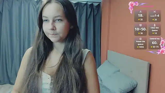 Snapshot of day_may chatting on 4, 10, 2025 day may online show from 4, 10, 2025