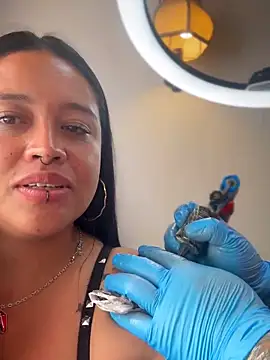 -Mia1 online show from 25, 10, 2025