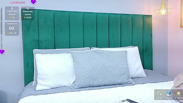 Ashley Evans22 online show from 16, 4, 2026