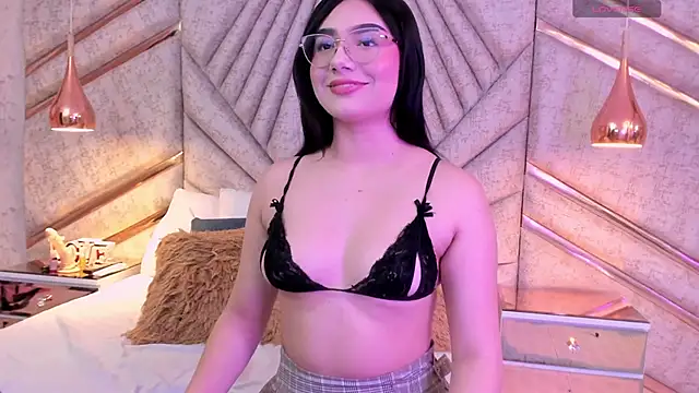 Snapshot of EvaKouper chatting on 29, 9, 2025 EvaKouper online show from 29, 9, 2025