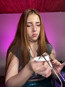 Snapshot of CoraVibes chatting on 11, 11, 2025 CoraVibes online show from 11, 11, 2025