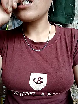 Snapshot of lomi-79 chatting on 15, 9, 2025 lomi-79 online show from 15, 9, 2025