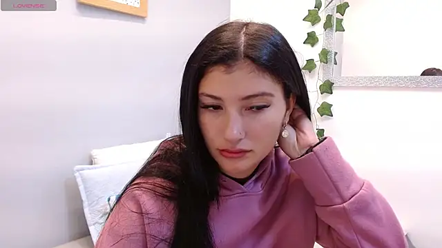 Snapshot of louis_k chatting on 6, 7, 2026 louis k online show from 6, 7, 2026