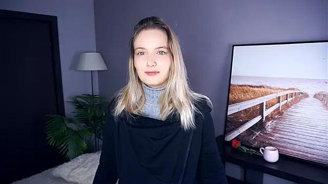 HongTomczak online show from 12, 9, 2025