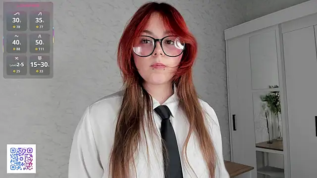 Snapshot of ClarineDurden chatting on 9, 9, 2025 ClarineDurden online show from 9, 9, 2025